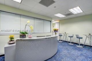 FULL SERVICE EXECUTIVE OFFICES